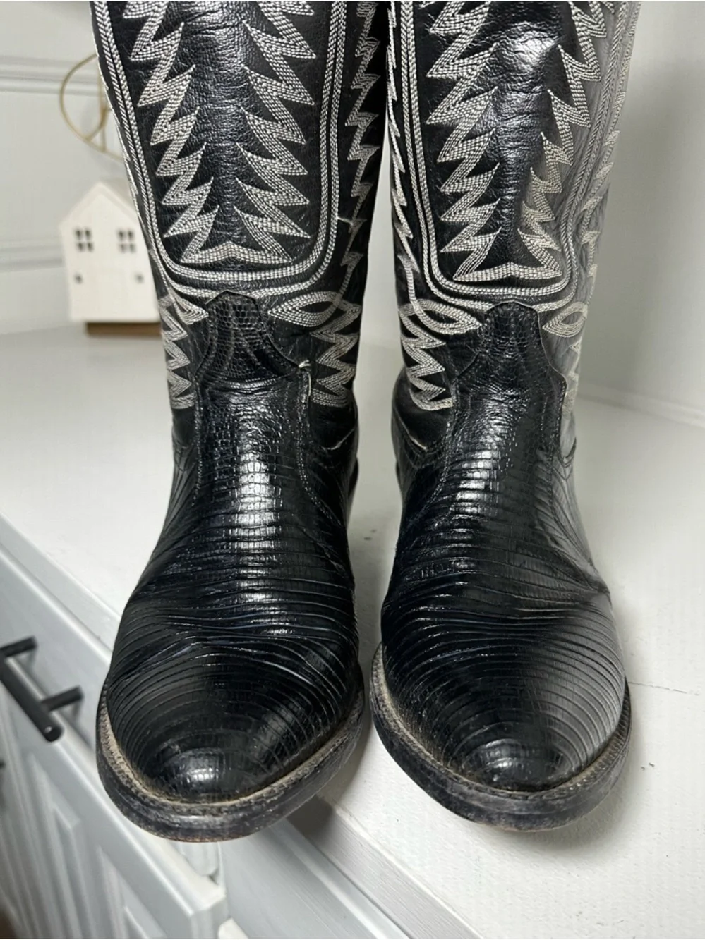 Vintage Cowtown Cowboy Boots Mens 9D Womens 10.5 Black Lizard USA Made Western - Picture 4 of 9